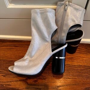 3/$30 ✨ Stylish Women's Silver Ankle Boots
